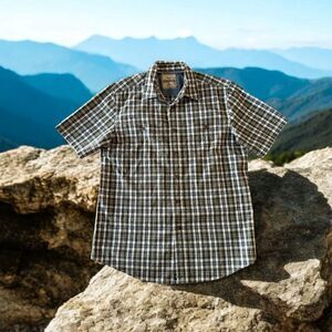 Outdoor Life Men's Plaid Button-Up Shirt Size M Short Sleeve
